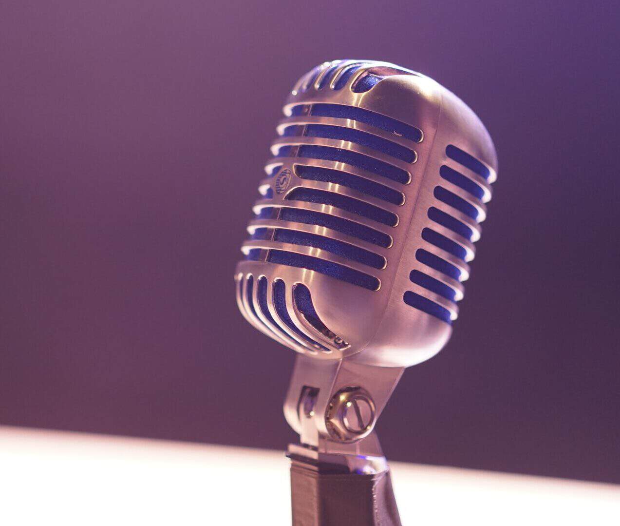 Microphone for podcasting and college speeches, symbolizing communication and student engagement at Complete College America initiatives.